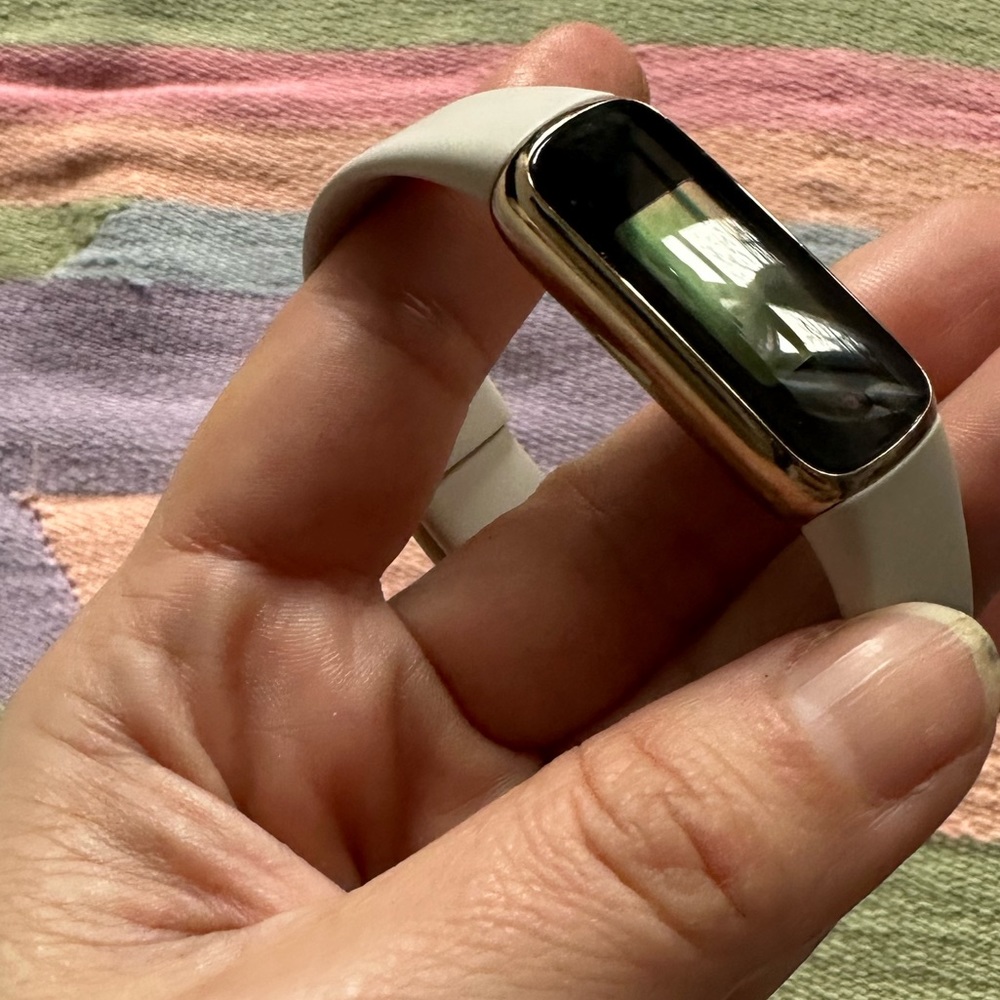 COPY - FitBit Luxe Fitness Tracker Watch - Like New